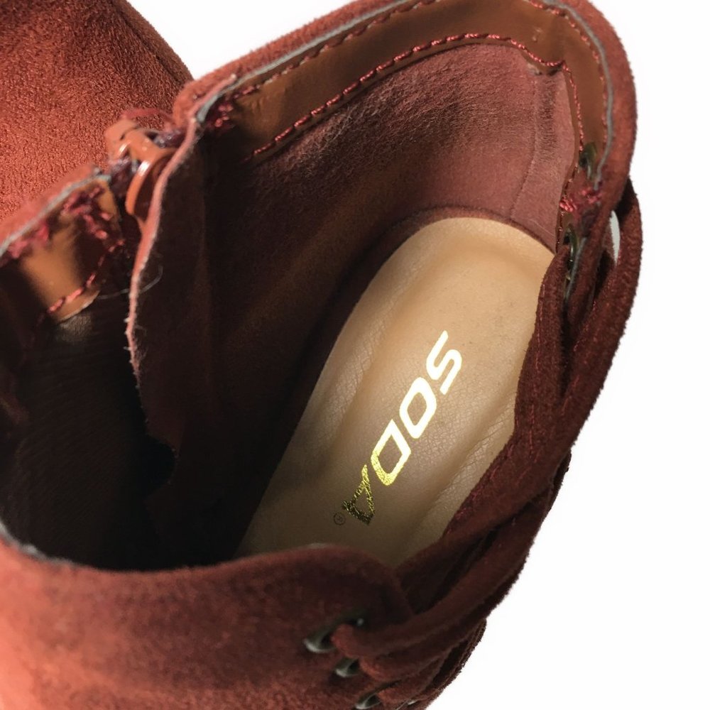 Soda -- Rust Color Women's Booties Size 7.5 - image 7